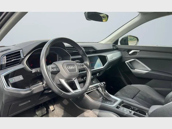 Audi Q3 Sportback (2021) — foto 28 van 29