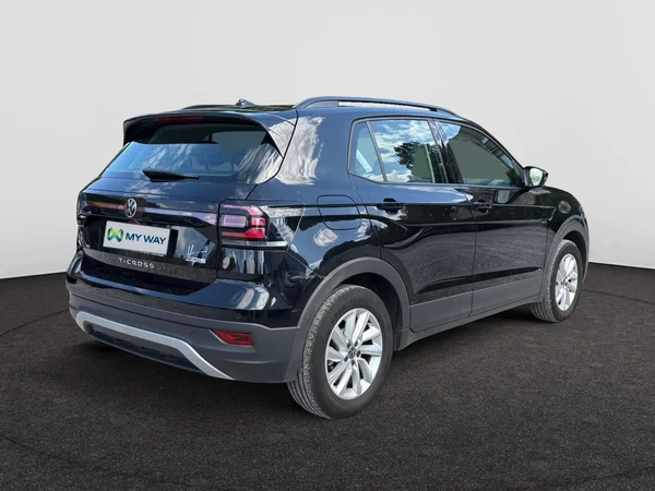 VOLKSWAGEN T-Cross (2022) — foto 14 van 18