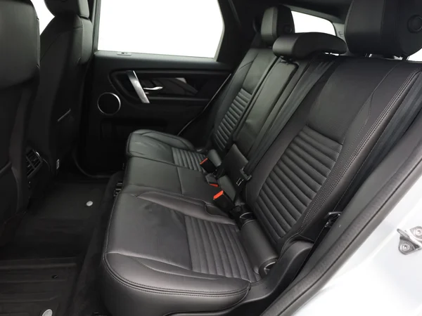 LAND ROVER Discovery Sport (2022) — foto 17 van 20