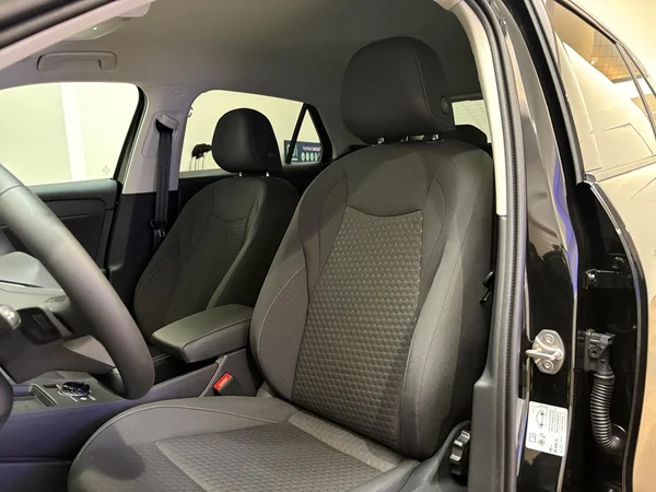 VOLKSWAGEN T-Roc (2025) — foto 6 van 15