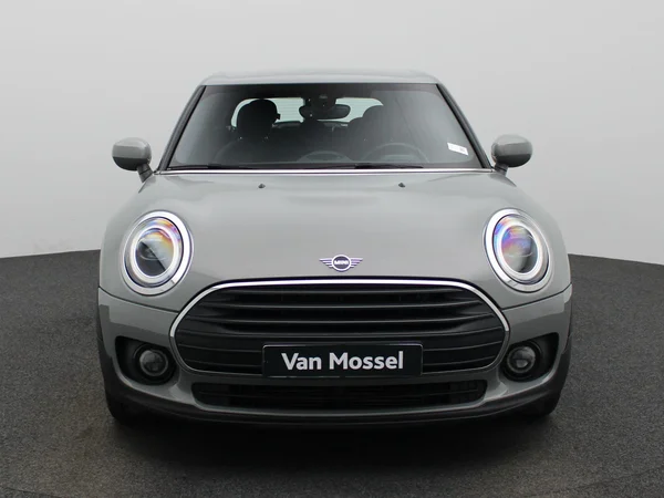 MINI Clubman (2022) — foto 23 van 41