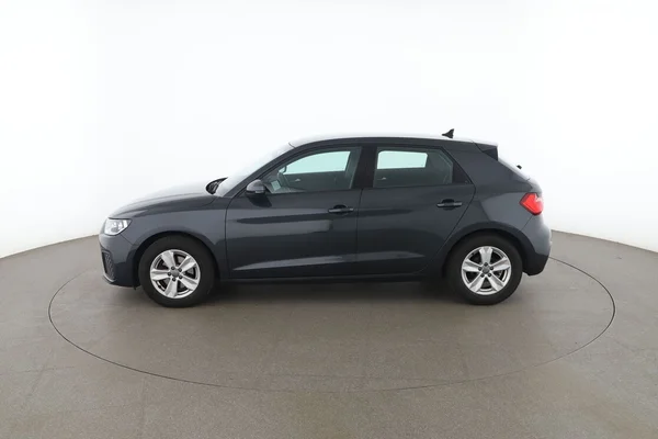 Audi A1 (2019) — foto 9 van 16