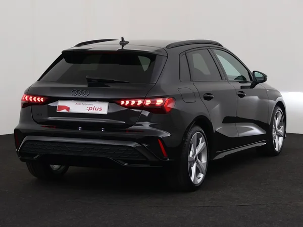 AUDI A3 Sportback (2025) — foto 11 van 18