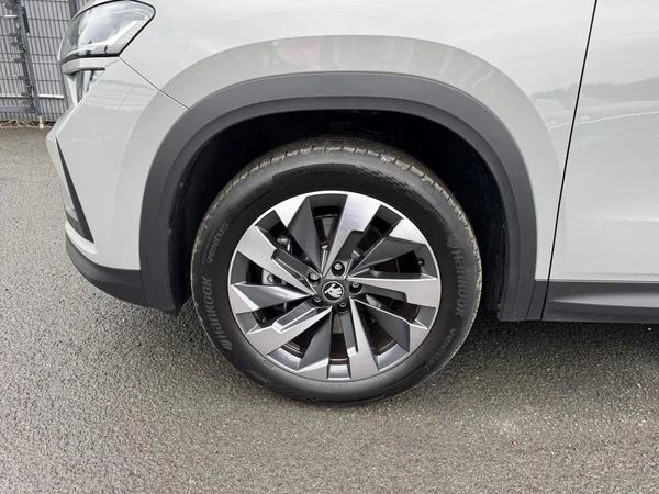 SKODA Kodiaq (2025) — foto 16 van 24