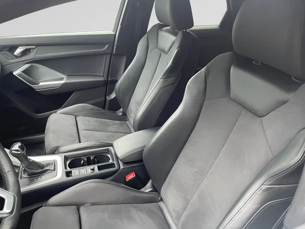 AUDI Q3 Sportback (2024) — foto 20 van 21