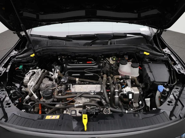 Mercedes-Benz EQA (2021) — foto 41 van 48