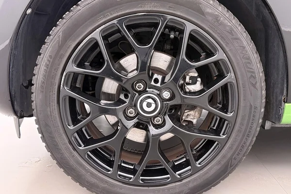 Smart Forfour Electric Drive (2019) — foto 39 van 47
