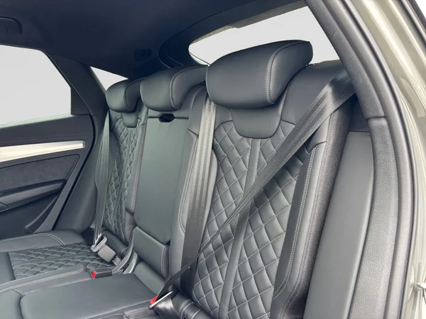 AUDI Q5 Sportback (2025) — foto 8 van 19