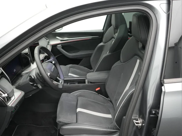 SKODA Kodiaq PHEV (2026) — foto 32 van 34