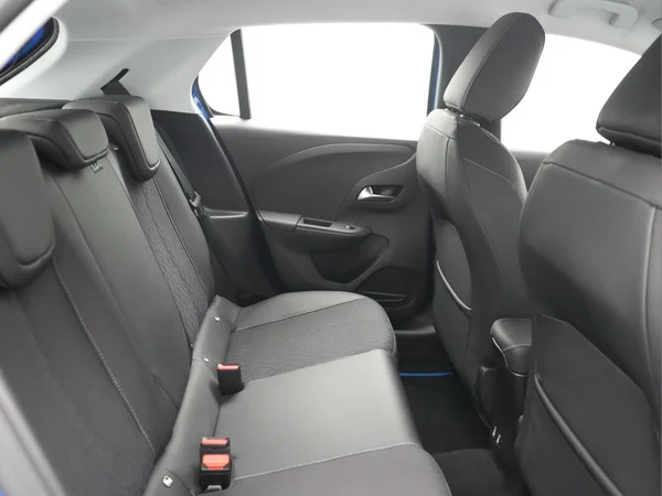 OPEL Corsa (2021) — foto 6 van 24