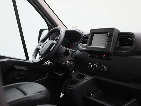 Renault Master (2023) — foto 38 van 40