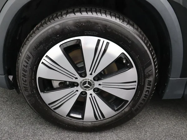Mercedes-Benz EQA (2023) — foto 23 van 25