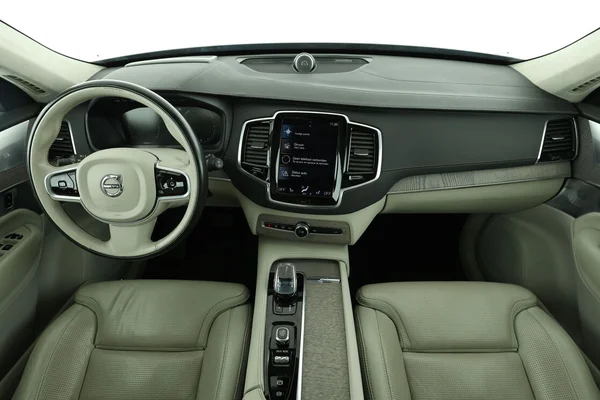 Volvo XC90 (2021) — foto 3 van 16