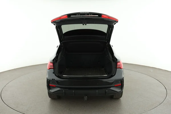 Audi Q3 (2021) — foto 7 van 16