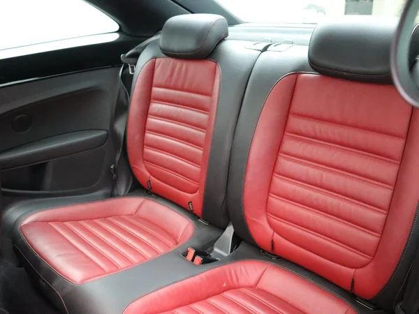 Volkswagen Beetle (2014) — foto 14 van 28