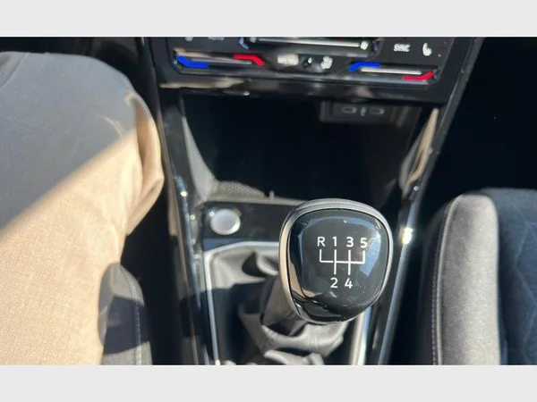 Volkswagen T-Cross (2026) — foto 14 van 24
