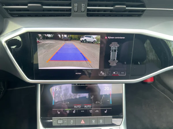 AUDI A6 Avant PHEV (2021) — foto 10 van 24