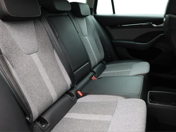 SKODA Octavia Combi (2024) — foto 20 van 20