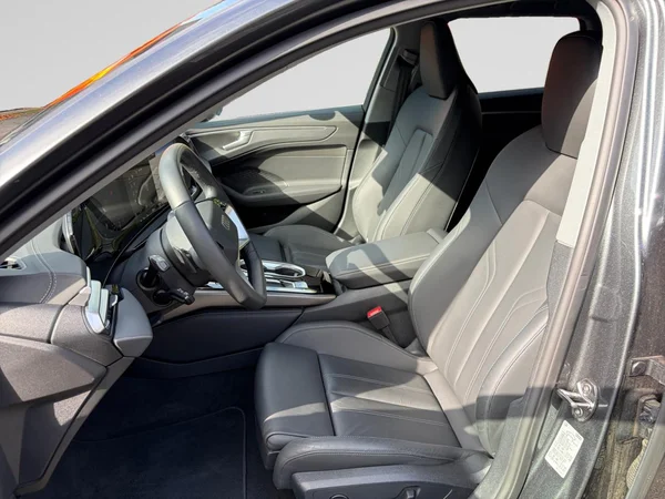 AUDI A6 Avant (2025) — foto 16 van 17