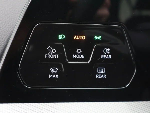 VOLKSWAGEN Golf VIII eHybrid (PHEV) (2026) — foto 8 van 22