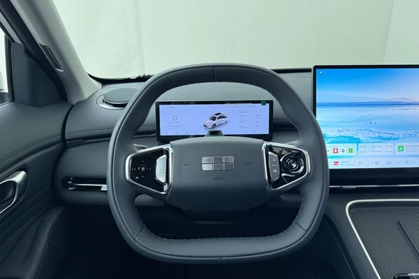 GEELY Starray EM-i (PHEV) (2026) — foto 2 van 17