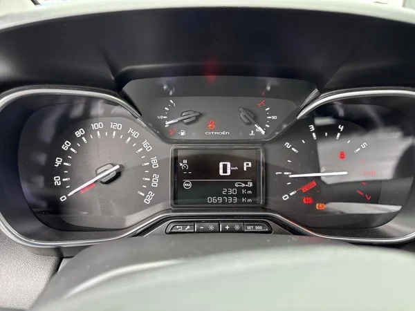 Citroën C3 Aircross (2020) — foto 2 van 16