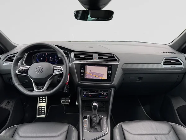 VOLKSWAGEN Tiguan (2021) — foto 7 van 24