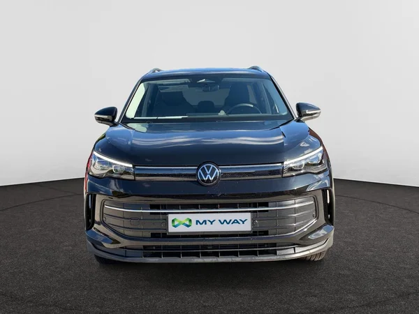 VOLKSWAGEN Tiguan (2026) — foto 20 van 21