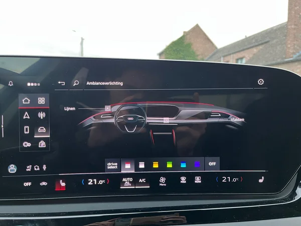 AUDI A6 Avant (2025) — foto 17 van 24