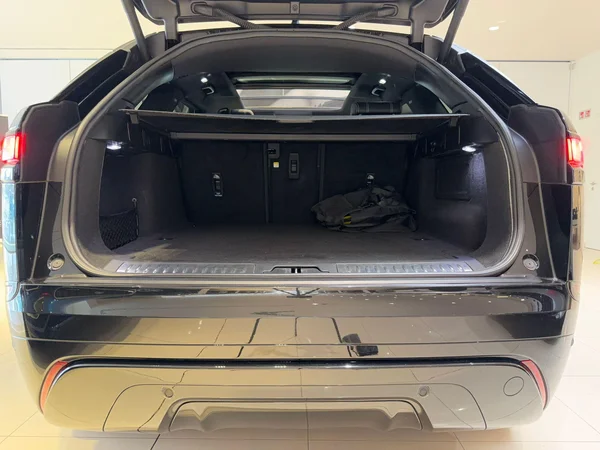 Land Rover Range Rover Velar (2021) — foto 26 van 28