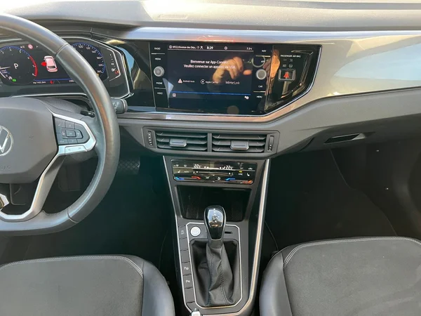 VOLKSWAGEN Polo (2022) — foto 18 van 18