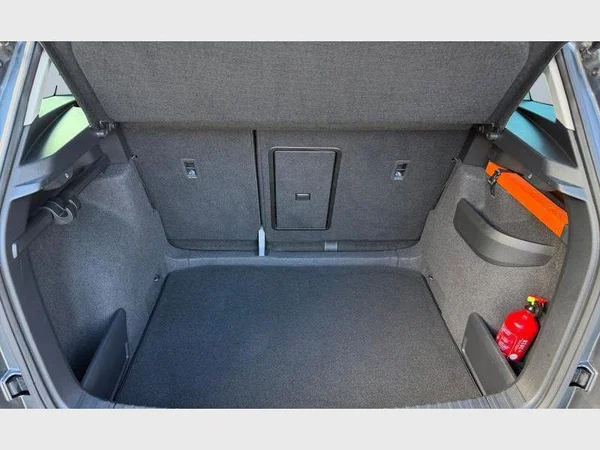 Skoda Karoq (2022) — foto 15 van 29