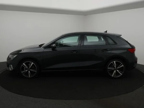 Audi A3 (2022) — foto 13 van 26
