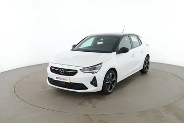 Opel Corsa b5378ddb-4ec4-4d1e-9dc9-92973664c109