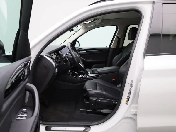 BMW X3 (2021) — foto 3 van 54