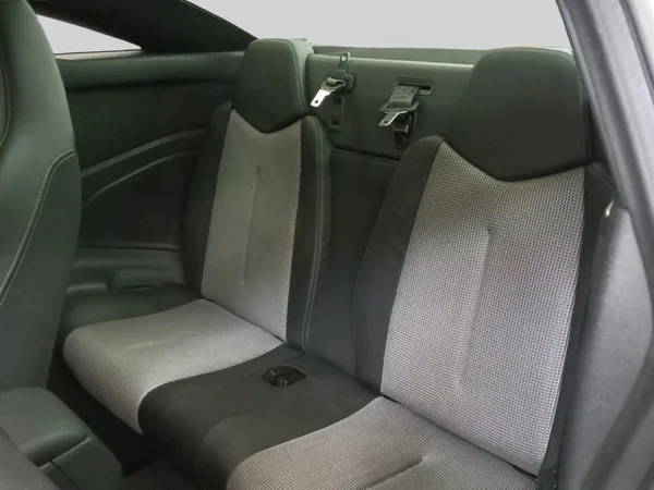 Peugeot RCZ (2014) — foto 15 van 24