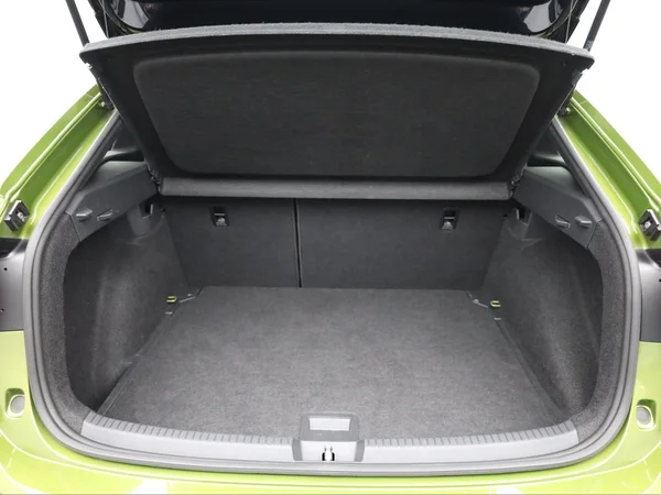 VOLKSWAGEN Taigo (2022) — foto 2 van 20