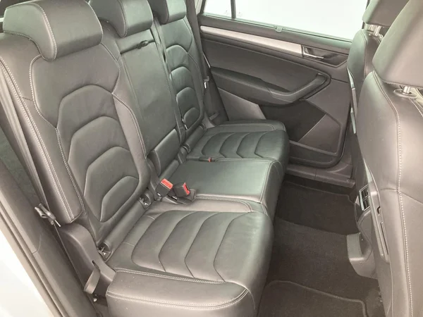 SKODA Kodiaq (2022) — foto 24 van 36