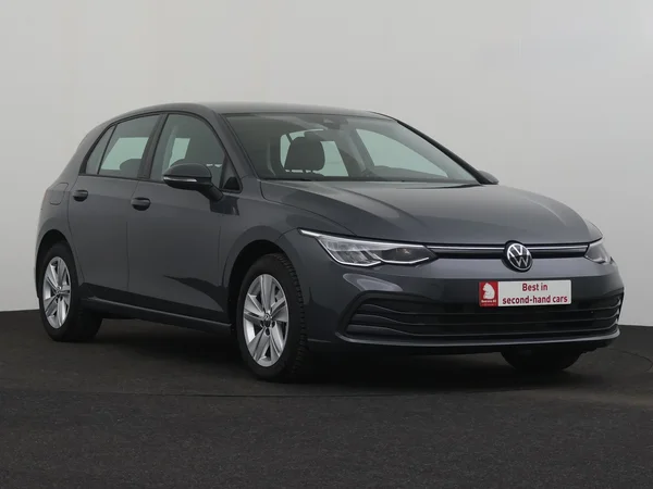 VOLKSWAGEN Golf (2024) — foto 23 van 28