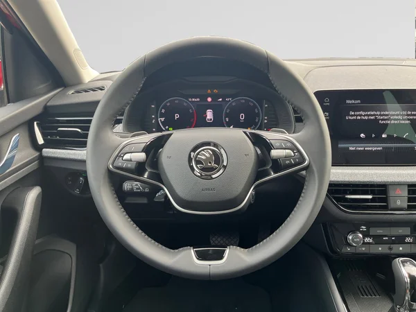 SKODA Scala (2025) — foto 16 van 16