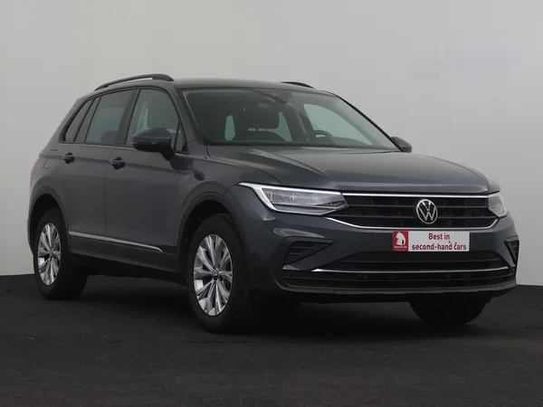 VOLKSWAGEN Tiguan (2022) — foto 24 van 29