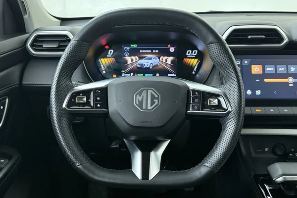 MG Zs (2025) — foto 2 van 23