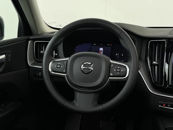 VOLVO XC60 (2022) — foto 14 van 30