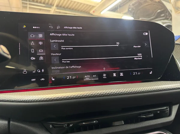 AUDI Q5 (2025) — foto 9 van 17