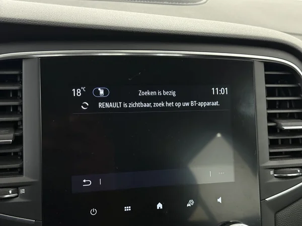 RENAULT Megane (2022) — foto 13 van 30