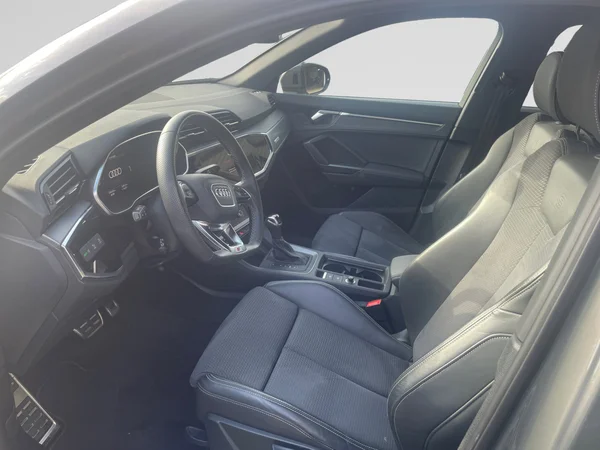 AUDI Q3 (2024) — foto 4 van 21