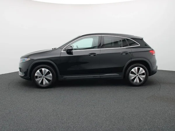Mercedes-Benz EQA (2023) — foto 20 van 25