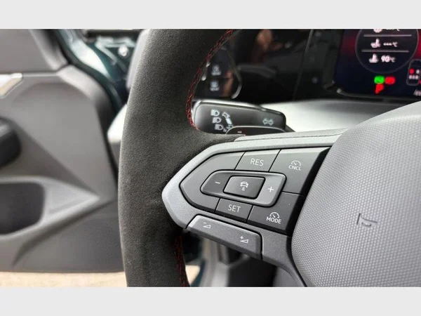 VOLKSWAGEN Golf VIII GTI (2026) — foto 8 van 29