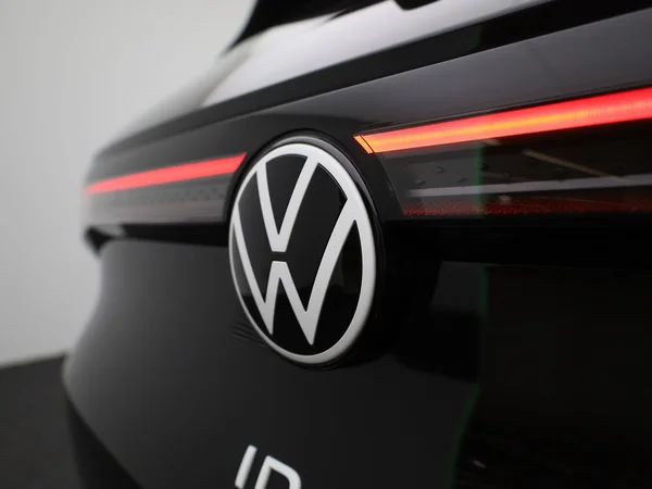 Volkswagen ID.4 (2023) — foto 25 van 41