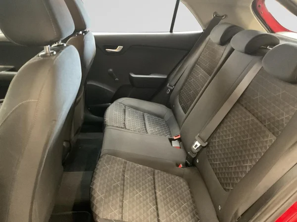 KIA Rio (2020) — foto 10 van 22